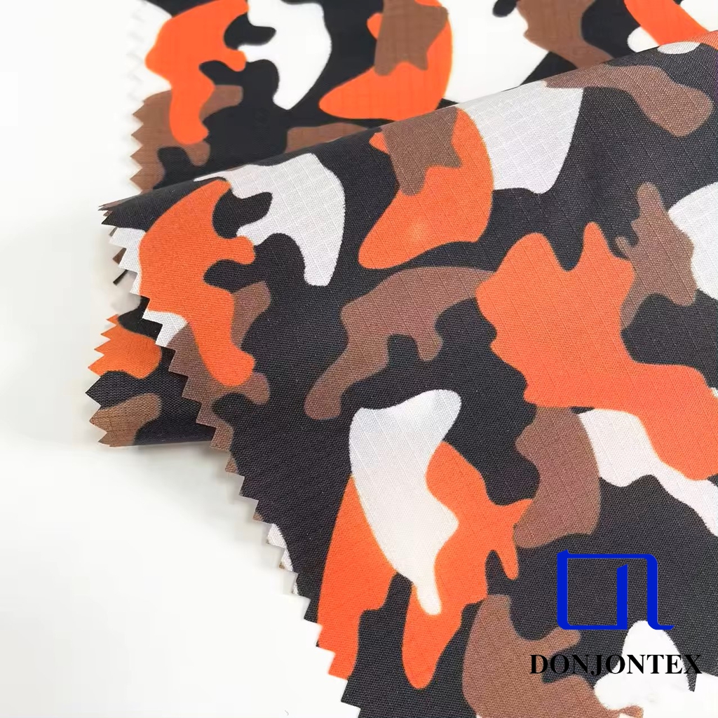 Whole Sale Outdoor Sleeping Bag Lightweight Waterproof 75D Camouflage Fabric With High Strength