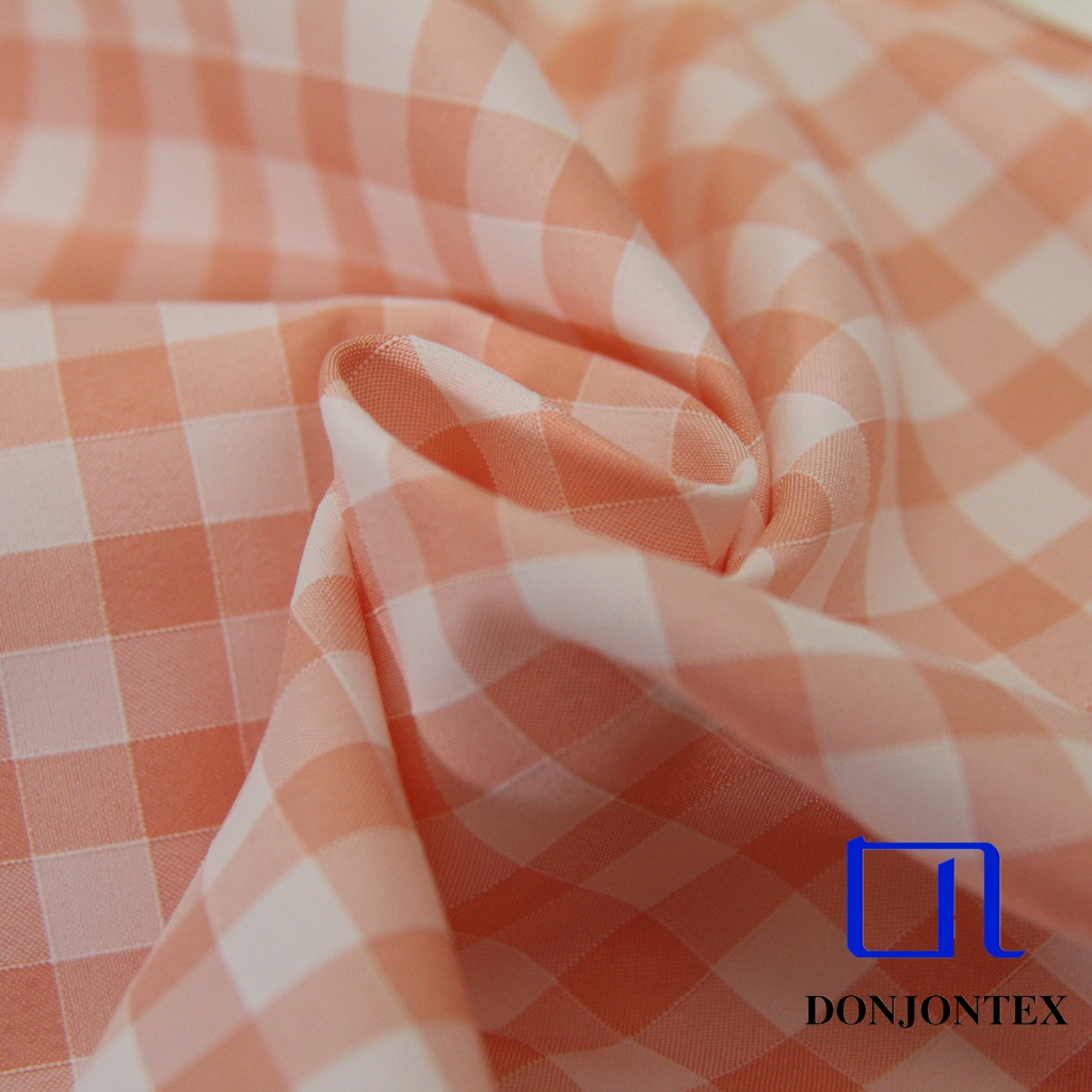 Exclusive Yarn Dyed Polyester Check Fabric for Women Dress or Bed Sheets