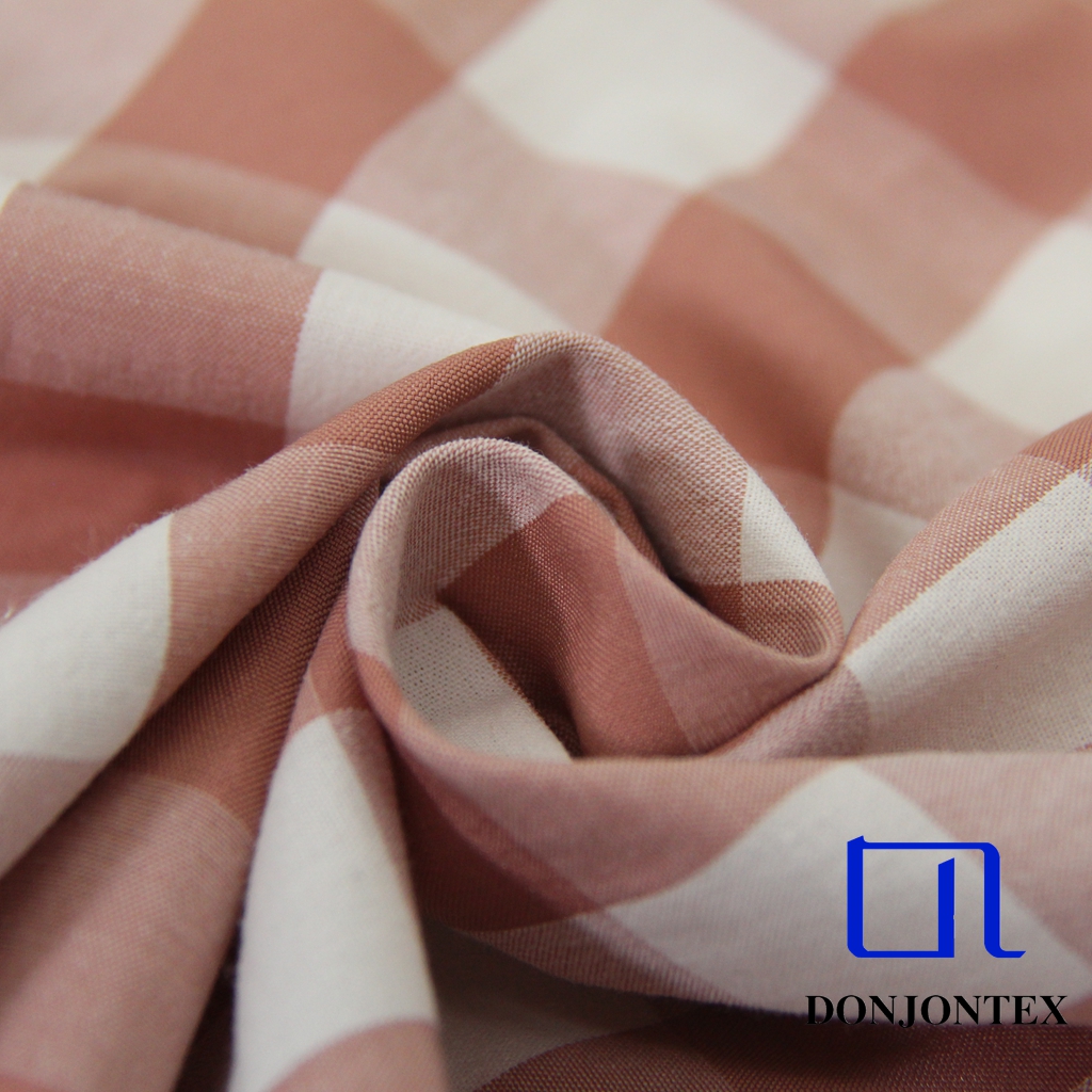 High Quality Yarn Dyed Polyester Cotton Check Fabric for Women Dress Or Bed Sheets